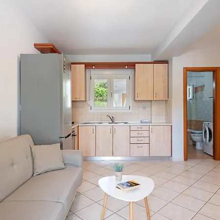 Lagadi 8 Apartment